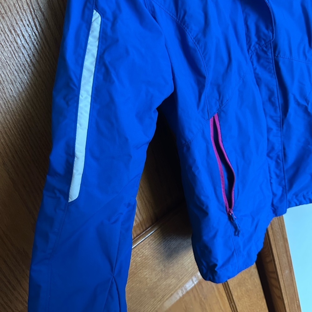 Columbia 2 in 1Vibrant Blue Jacket with Pink Highlights - Picture 5 of 10